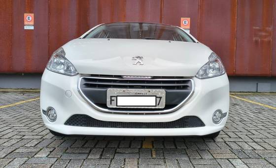 PEUGEOT 208 1.5 ALLURE 8V FLEX 4P MANUAL PEUGEOT 208 1.5 ALLURE 8V FLEX 4P MANUAL